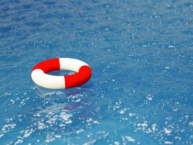 técnicas de rescate en piscina portada