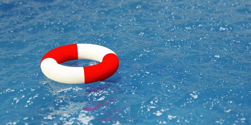 técnicas de rescate en piscina portada