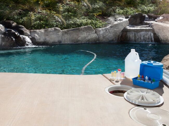 productos-mantenimiento-piscinas-otoño